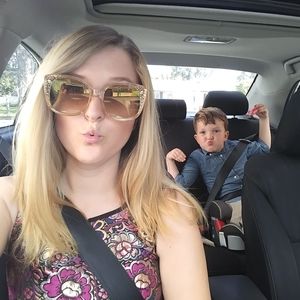 Meet your Posher, Allison